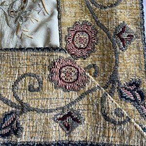 Gorgeous Pillow Cover Zips 4 Tassels